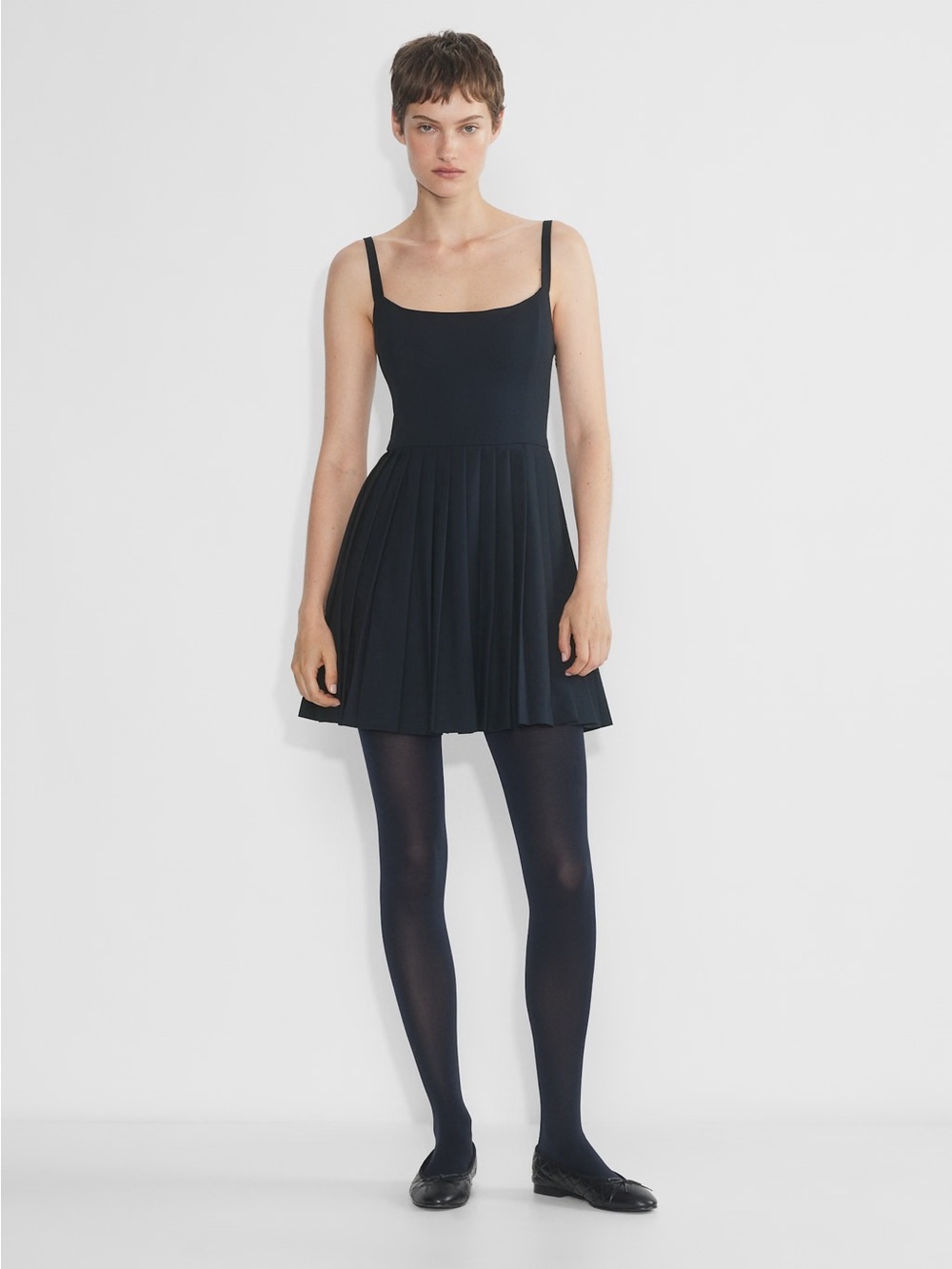 Aritzia SundayBest Trix Dress- Bustier mini dress with pleated skirt size 8